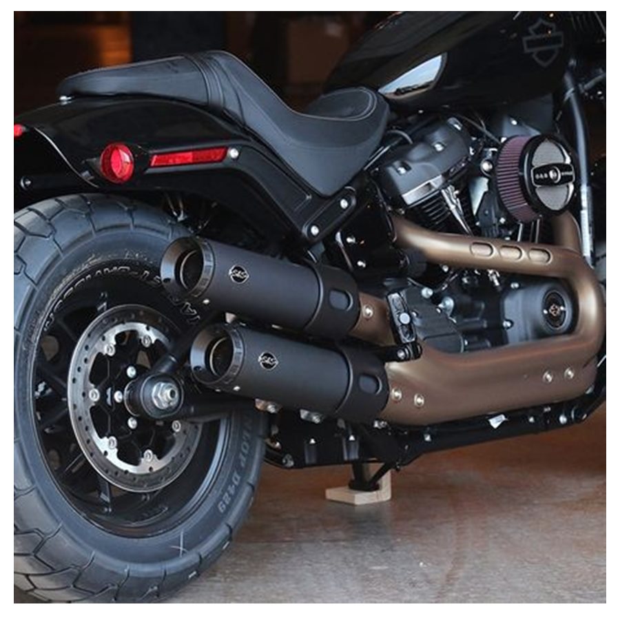 Harley-Davidson Softail Fat Bob is a popular choice for M8 Fat Bob models, featuring the attractive look of the S&S Cycle GRAND NATIONAL® SLIP-ONS for M8 FAT BOB® MODELS - Black.