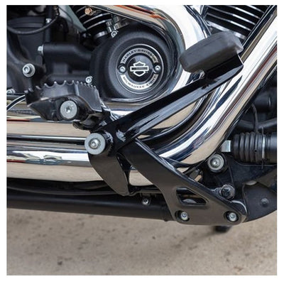 Harley-Davidson Softail Softail Softail Soft, with S&S Cycle part Mid Mount Brake Pedal, designed for M8 Softail® Models.