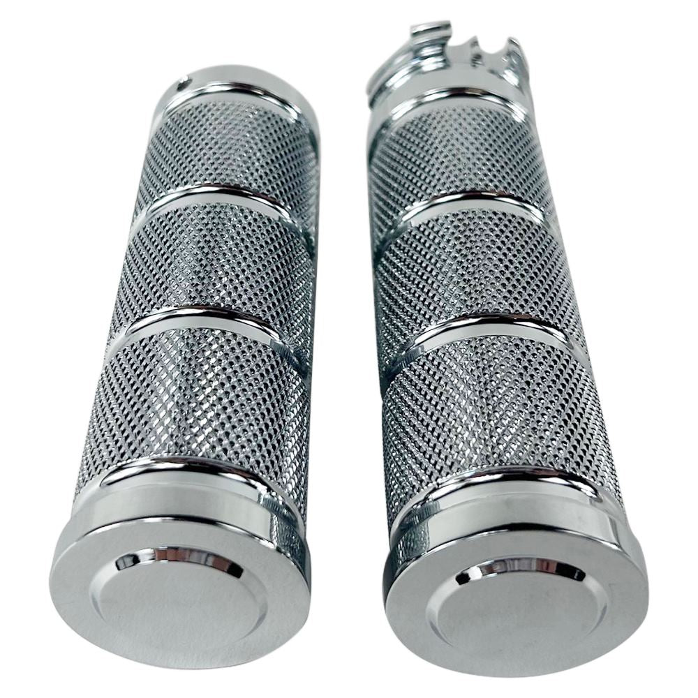 Close-up of a HardDrive Chrome Knurled Billet 1" Grip handle with a textured, knurled grip and multiple ridges for enhanced grip, designed for Harley 73-12 dual cable applications.